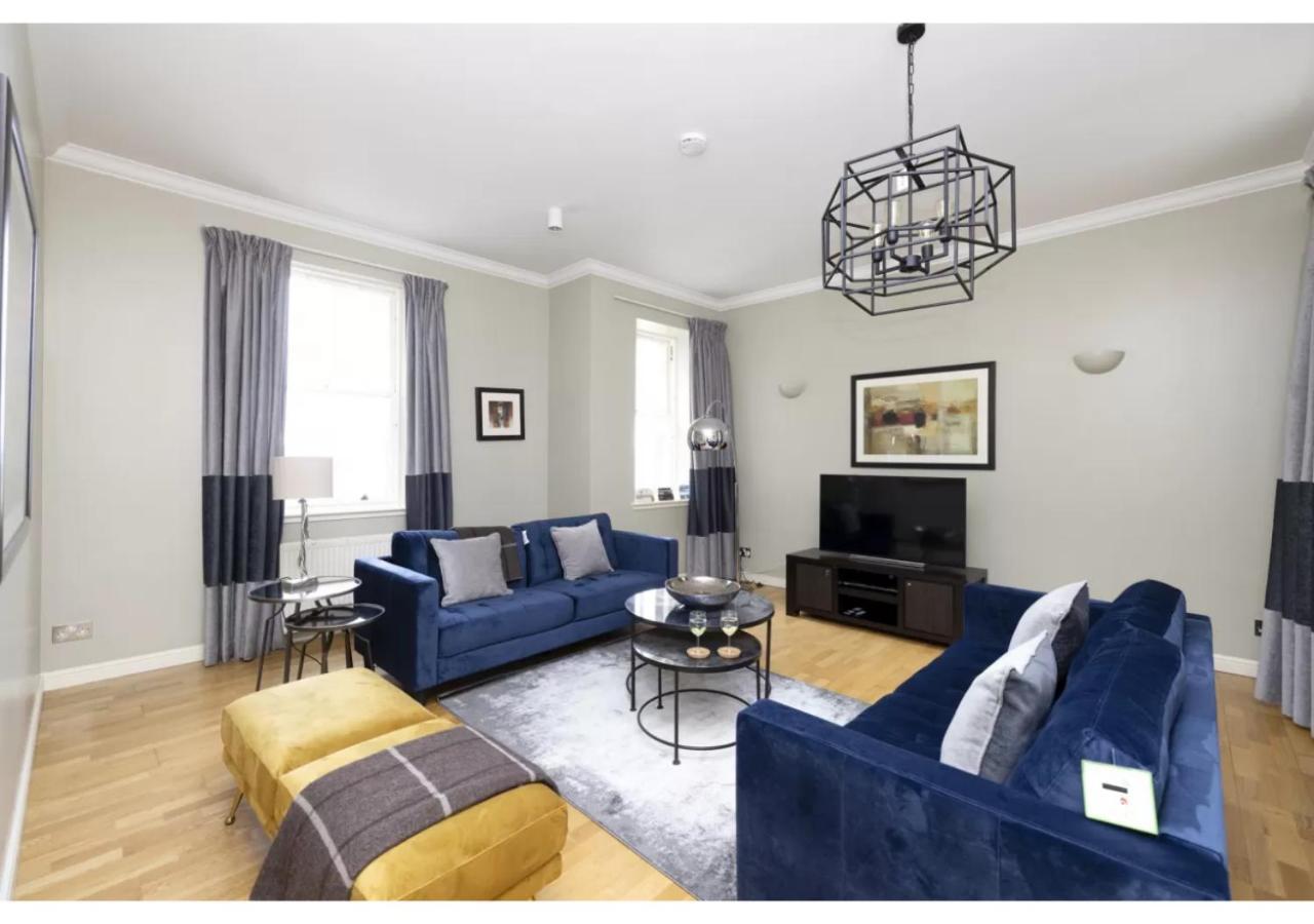 Royal Mile Apartments By Joivy 에든버러 외부 사진