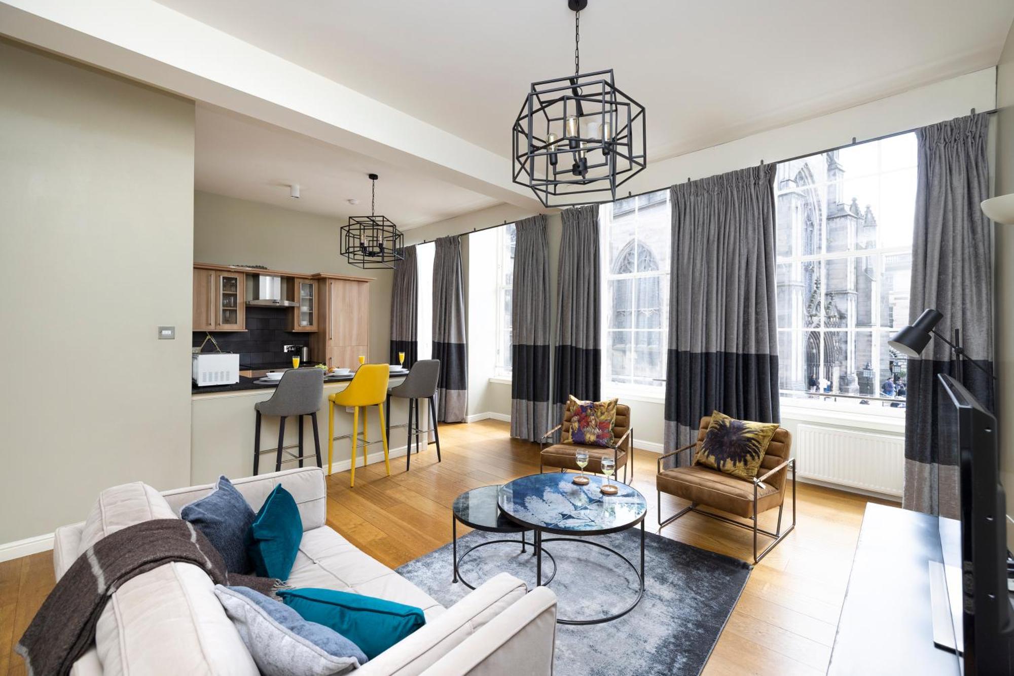 Royal Mile Apartments By Joivy 에든버러 외부 사진